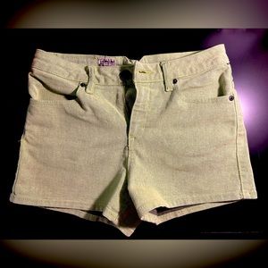 Volcom Shorts Green, LIKE NEW